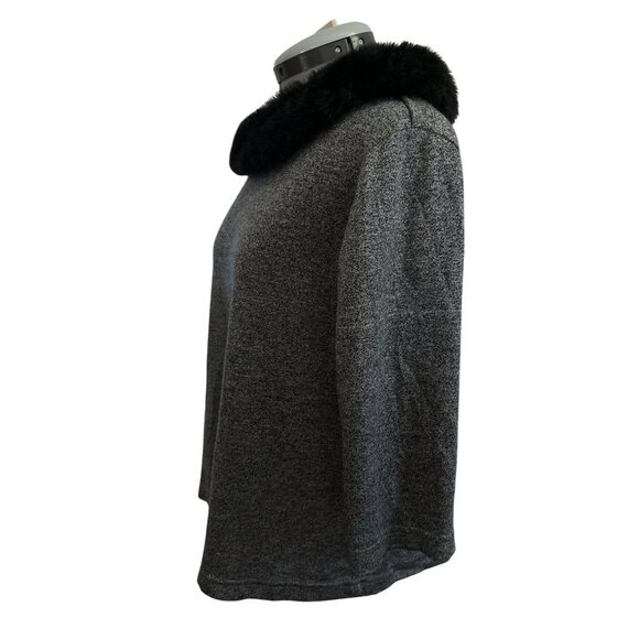Real Comfort Women’s Grey Top W/ Black Faux Fur Collar 3/4 Sleeves Size XL - Picture 2 of 6